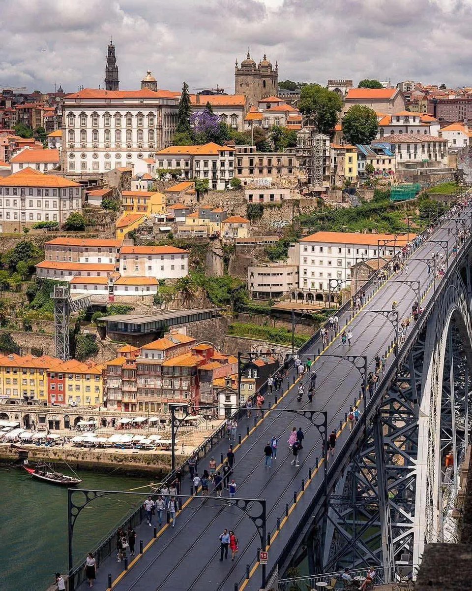 WildscapeWonder's tweet photo. Porto, Portugal 🇵🇹 https://t.co/SS5nI0AXBh