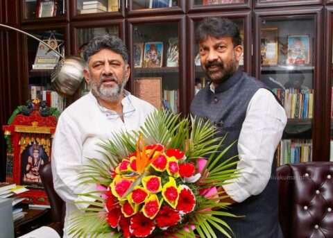 Jettikk's tweet photo. Heartiest congratulations to Shri *D. K. Shivakumar* on taking oath as the Chief Minister of Karnataka.

Wishing him a successful tenure and the very best in leading the state towards greater progress, prosperity, social justice, and inclusive development. May his leadership fulfill the aspirations of the people and take Karnataka to new heights.

My sincere best wishes to Shri *D. K. Shivakumar* for a successful and impactful term as Chief Minister. 🇮🇳🙏

#DKShivakumar #KarnatakaCM #CongressParty

@DKShivakumar 
@INCIndia 
@INCKarnataka 
@CMofKarnataka