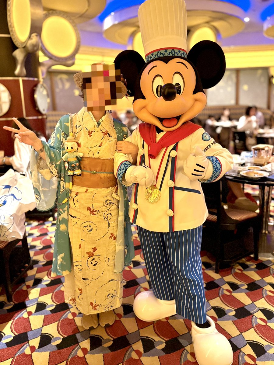__uchida_D's tweet photo. シェフに「全部ドナルドじゃん！」って言われたんだけど、多分シェフも想定外な場所までドナルドだよ https://t.co/dOjBmW4sGl