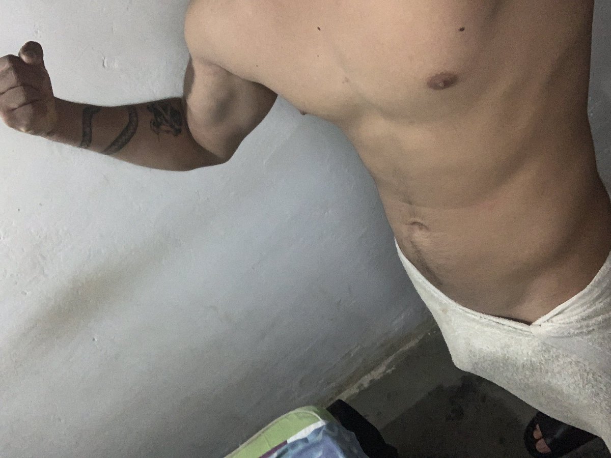 Sebastian1994_B's tweet photo. 🤫 https://t.co/Lp08eW2u2r
