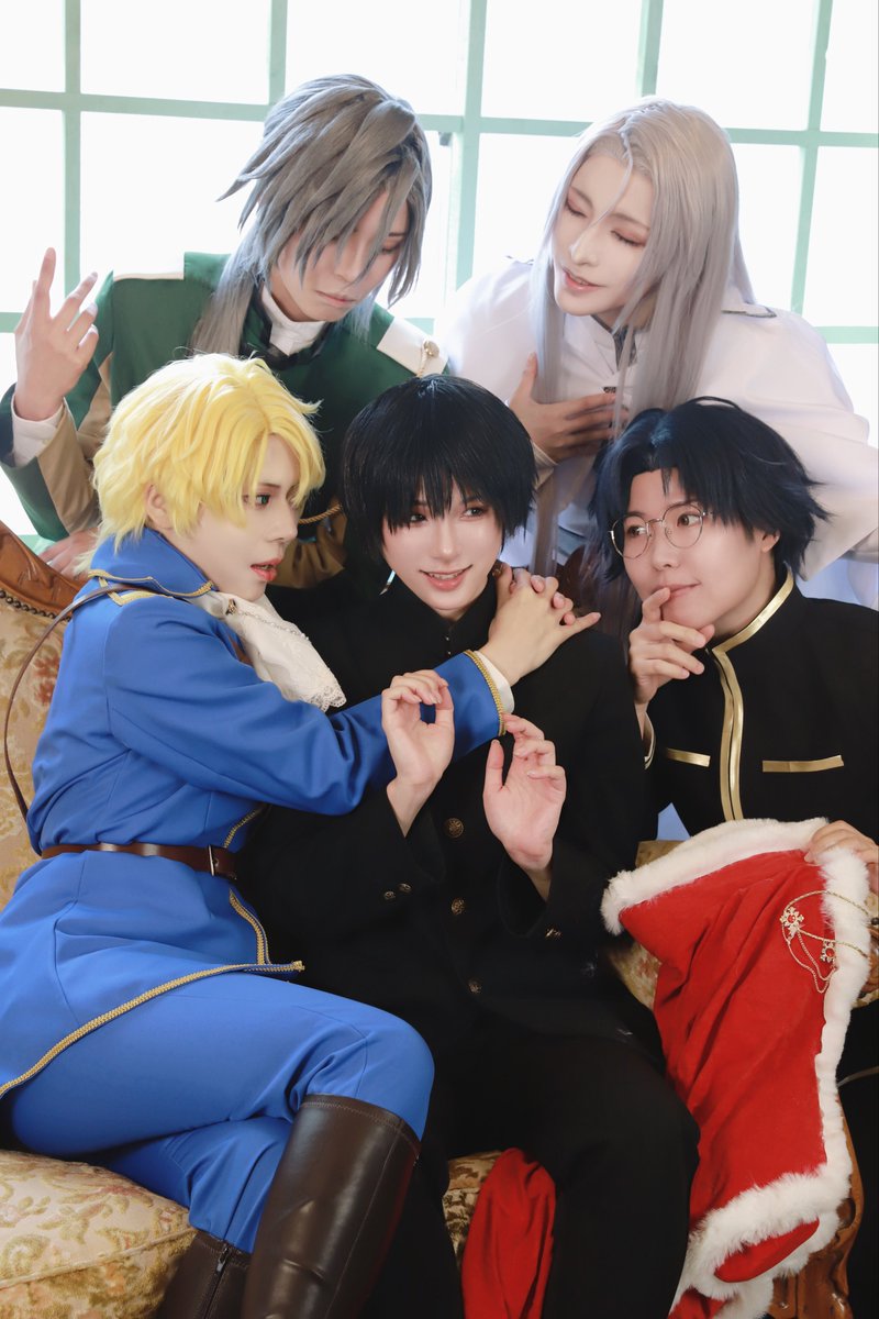natsume08's tweet photo. コスプレ写真/cosplay
今日からマ王！/集合写真

今日からマのつく写真！！

photo:nana(@nana_photo4) https://t.co/EzeIhK65Cz