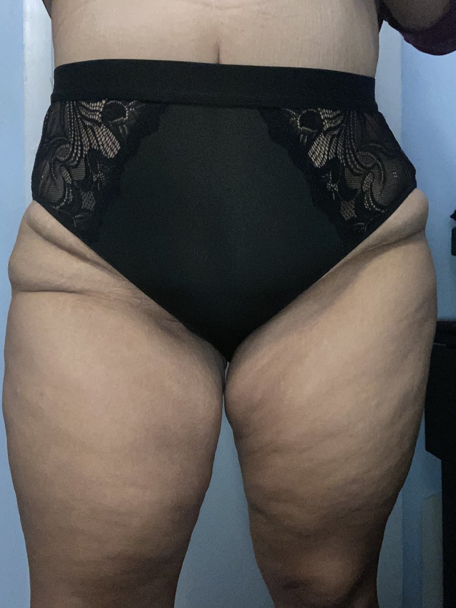 thefacelessmaam's tweet photo. Happy #wagonwednesday to all who observe. Side note- I bought a true pair of ‘granny panties’ and these kind of slap 🤣🤣🤣 https://t.co/vHgeEYVnl5