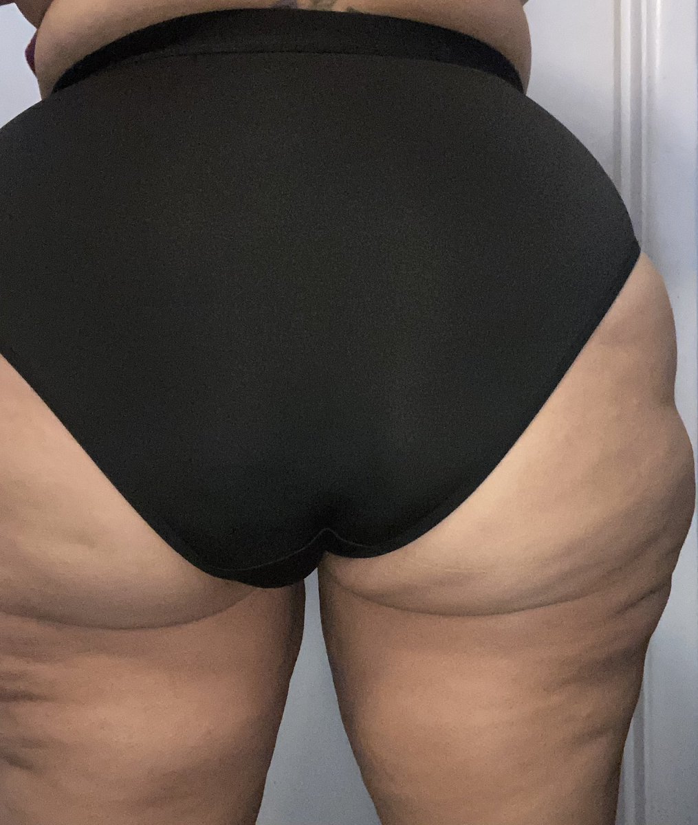 thefacelessmaam's tweet photo. Happy #wagonwednesday to all who observe. Side note- I bought a true pair of ‘granny panties’ and these kind of slap 🤣🤣🤣 https://t.co/vHgeEYVnl5