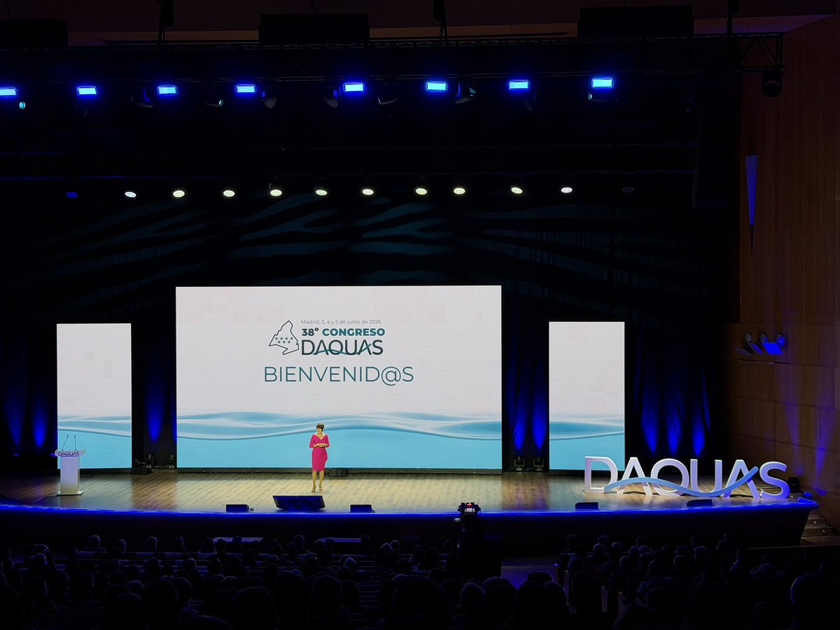 DAQUASagua's tweet photo. Arranca el 38º #CongresoDAQUAS2026 con la apertura institucional del congreso con @JesusMazaBurgos, presidente de DAQUAS, @CarlosNovilloPi, Consejero de Medio Ambiente, Agricultura e Interior  de la Comunidad de Madrid y @Hugo_Moran, Secretario de Estado de Medio Ambiente. https://t.co/u5t52ynuCI