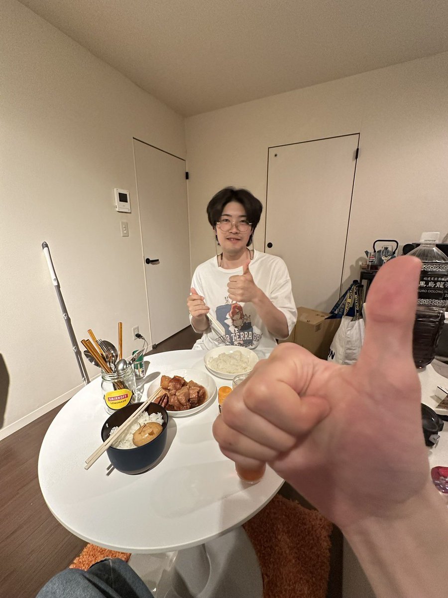 212chango's tweet photo. チャンゴ邸角煮パーティ
 #ペン横不活動 https://t.co/ZgWa4F7CVL