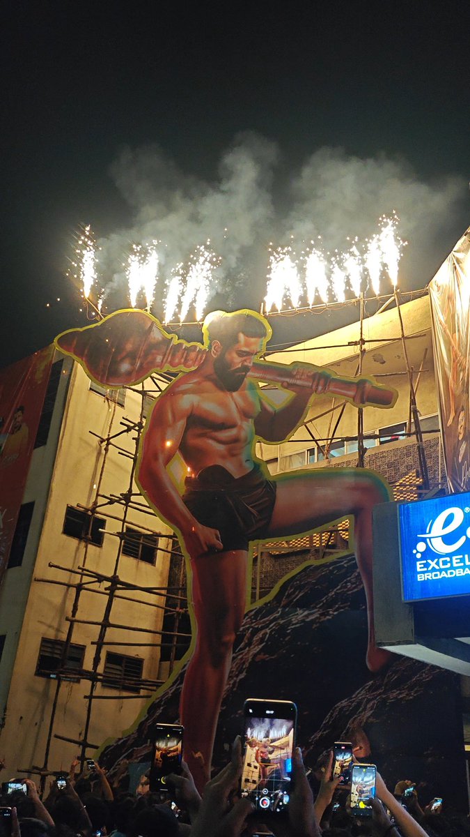 AlwaysSeshuu's tweet photo. Vizag Premiers BO 📈
50/52 Shows FF/HF ❤️‍🔥

#RamCharan #Peddi 
@AlwaysRamCharan https://t.co/Q25KgTAgzI