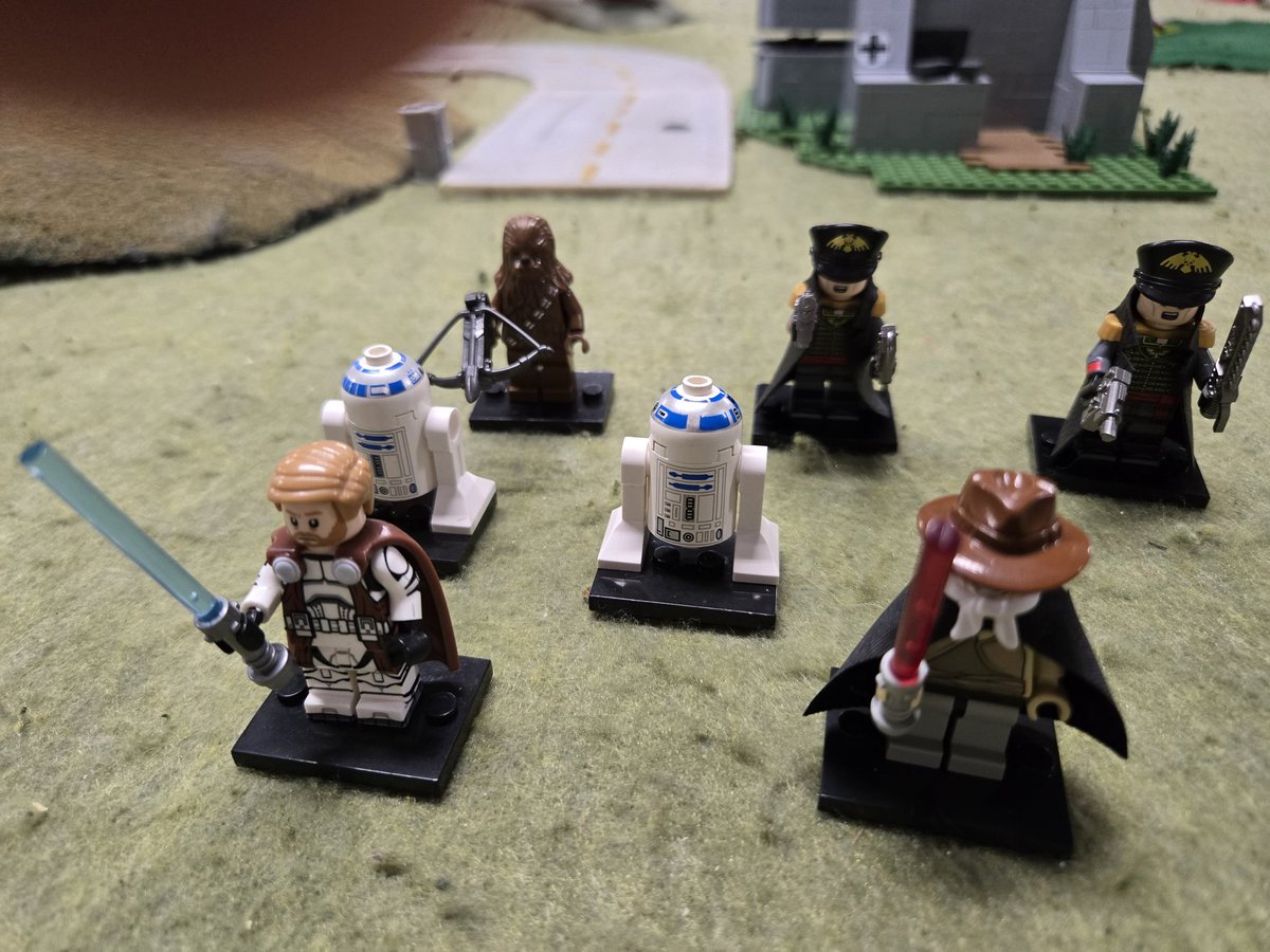 JeffRuss17's tweet photo. Because we have been playing a lot if Midgard I got inspired to create heros for Chain of Command for my Star Wars vs 40K.

Senior leaders will be some form of heroes and a few junior leaders might be Champions. 

#Heroes #Midgard #ChainofCommand https://t.co/JDyKggj5Gm