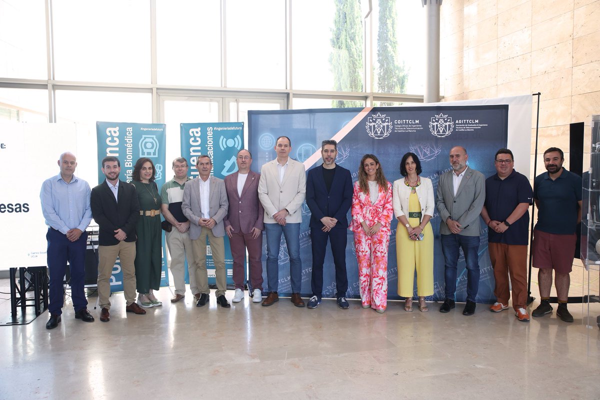 ServinetSC's tweet photo. ¡Un placer participar en una jornada tan enriquecedora como el Teleco Smart Day en Cuenca!

Nuestro compañero Alejandro Santana tuvo la oportunidad de compartir su visión en una apasionante mesa redonda. 🛰️🔒

#TelecoSmartDay #Cuenca #Innovacion #Servinet #Tecnologia #Seguridad https://t.co/RrR52NfcFB