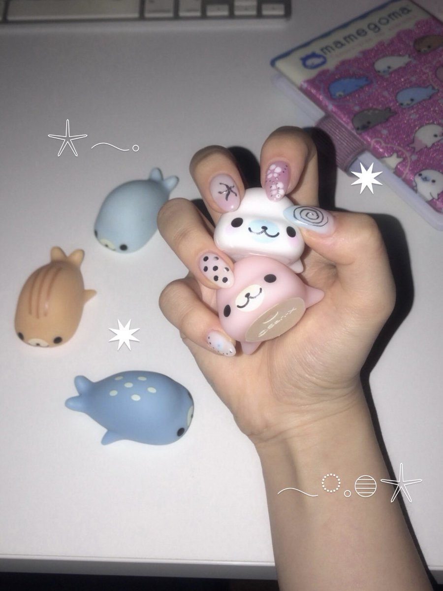 toriribok's tweet photo. 여름맞이 new nail 𖦹 https://t.co/jQzaZNZ6nR