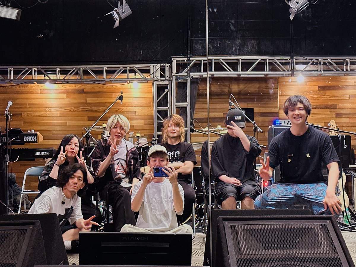 NORISTRY2525's tweet photo. for140.歌リハ二日目！

まーーーじで最強バンド🔥

全員素敵です🥹

#for140_LIVE https://t.co/aVGmEguaJN