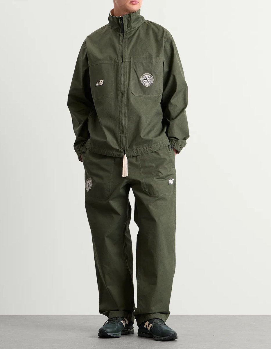 certifits's tweet photo. Stone Island x New Balance Reversible Tracksuit . https://t.co/dPbFSupRtA