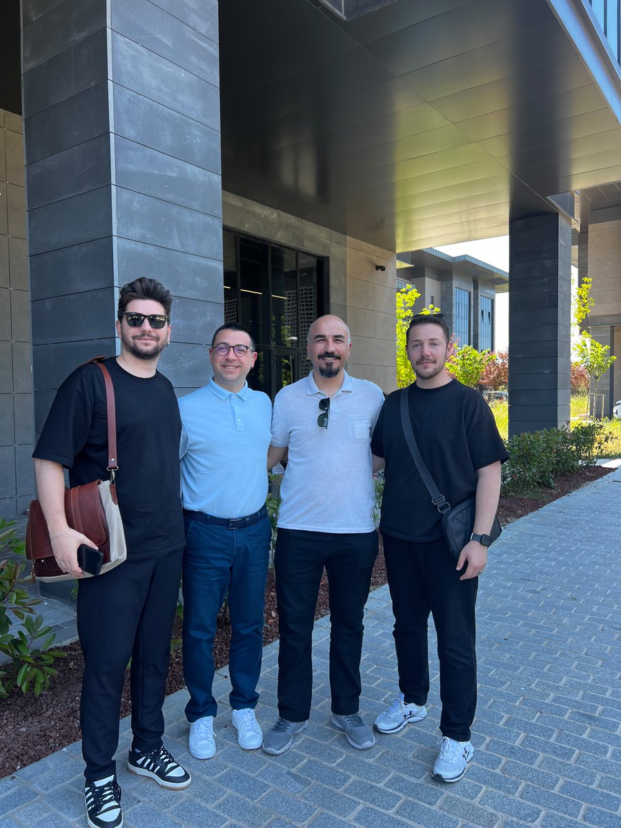 AtasehirRam's tweet photo. Ataşehir RAM olarak Marmara Üniversitesi'nde düzenlenen Öğretim Materyalleri Sergisi'ni ziyaret ettik. Eğitim alanında iş birliği fırsatlarına yönelik verimli görüşmeler gerçekleştirik. 

@tcmeb @istanbulilmem @istmem_oer @MucahitYentur @EnginBoyraz18 @AtasehirMEM @akaracan1975 https://t.co/hcPENY6kli