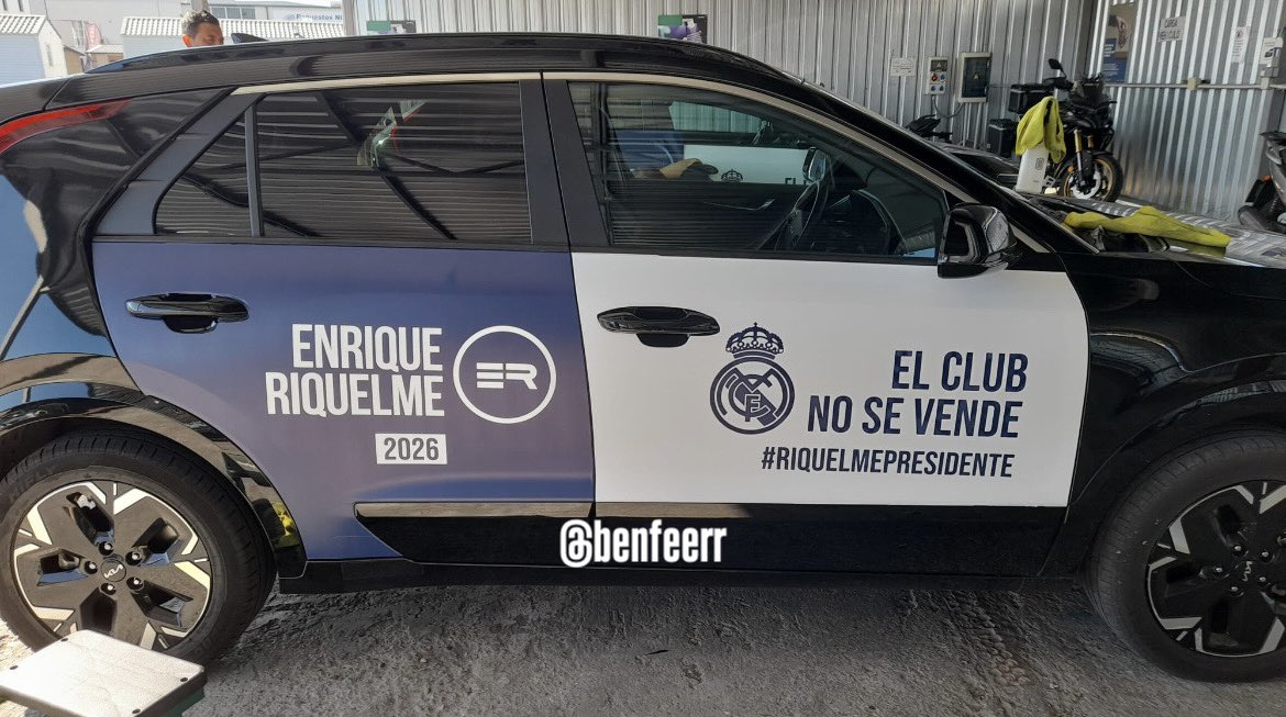 (fan) REAL MADRID FANS 🤍 tweet media
