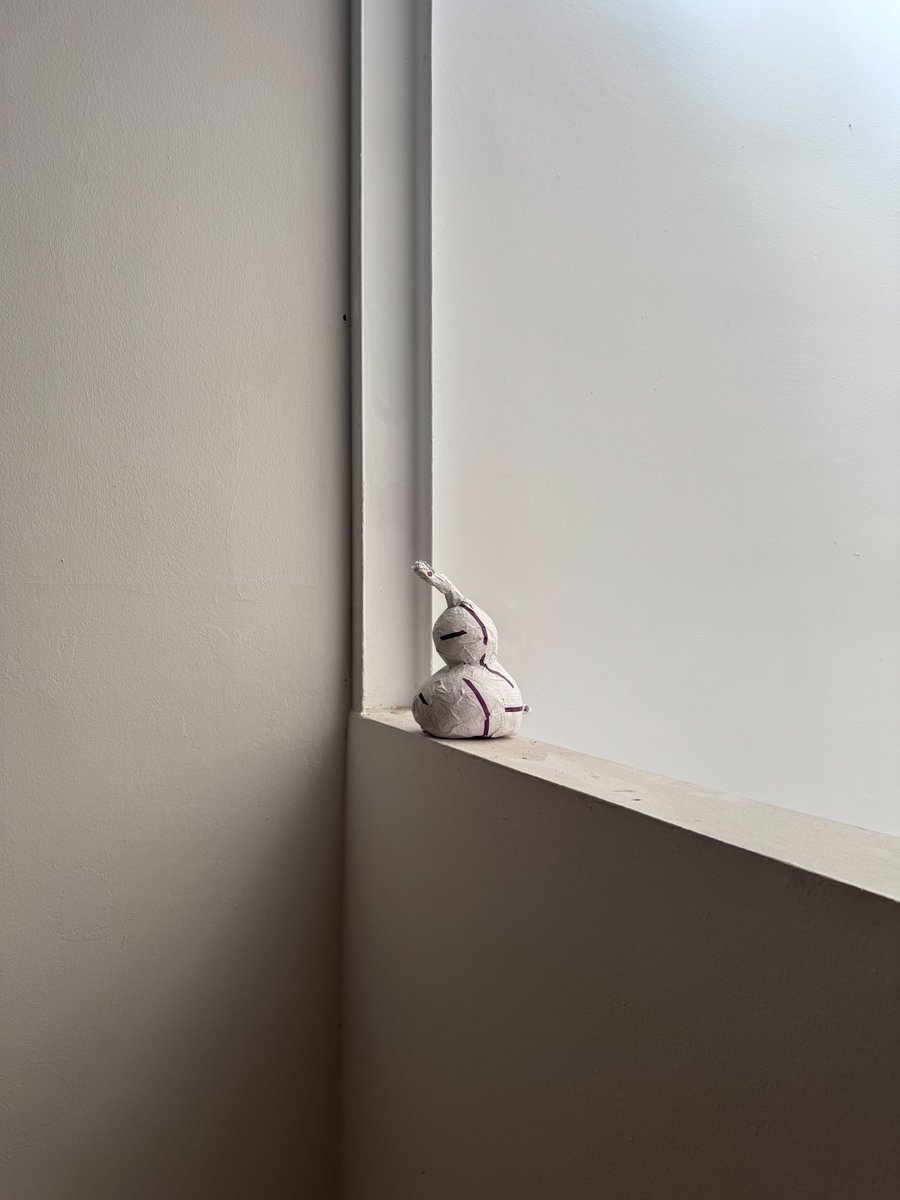 medol_TGN's tweet photo. Laura Juanós ja ocupa tots els racons de Les Golfes de Casa Canals amb "La forma de lo ocurrido", comissariada per Àlex Palacín.

Divendres 5 de juny, inauguració a les 20.00 h

#MèdolTGN https://t.co/S06JDbGeMl