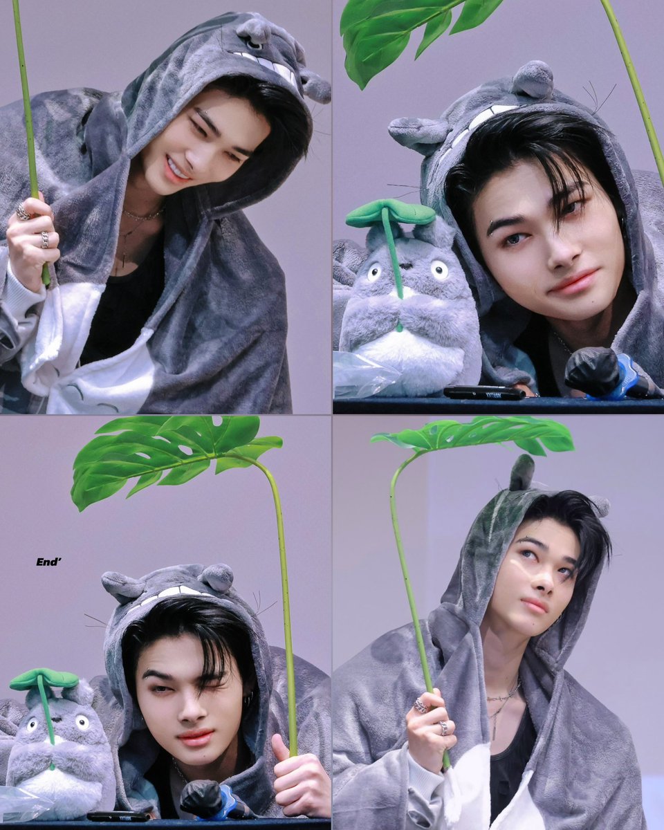 nikislight's tweet photo. TOTORO NI-KI 😭😭😭 https://t.co/ldvJ9BJDhq
