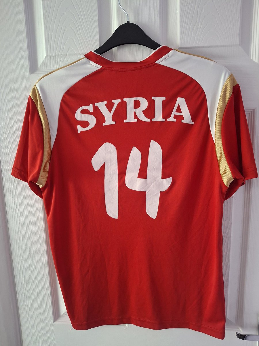 KrisBlay's tweet photo. Syria 🇸🇾 2014 home shirt by Lotto.
Size large.
Excellent condition.
£100. https://t.co/2ATv4Z7TAB