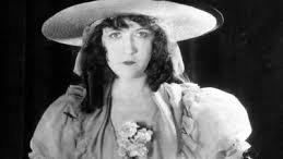 Bltmovies's tweet photo. #OTD
Born
1998 Central Cee
2004 Mackenzie Ziegler
2021 Princess Lilibet

Died
1968 Dorothy Gish
1970 Sonny Tufts
1990 Jack Gilford
1994 Massimo Troisi
1998 Josephine Hutchinson
2018 Georgann Johnson
2021 Clarence Willliams III
2025 Enzo Staiola https://t.co/a1cLbFNk3x