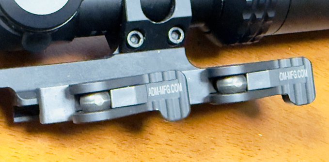 ADM アメリカンディフェンス　実物　スローレバーマウント スコープマウント実物は米国のAMERICAN DEFENSE MFGの特注品である事も
