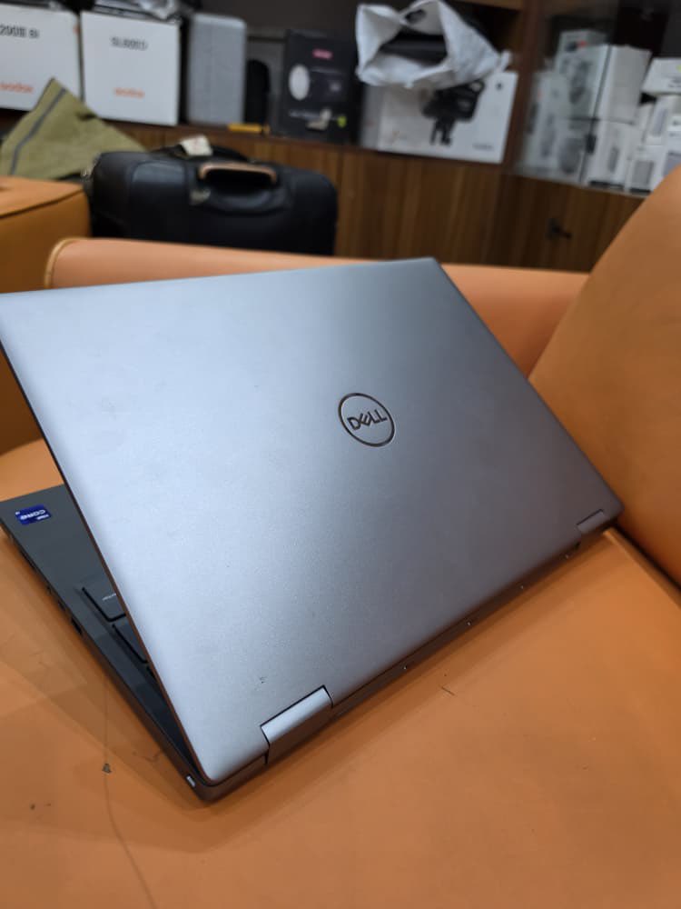 Fabintou50's tweet photo. 525 000fr  Dell PRECISION 7670 gamer poste de travail Workstation Core i9 de 12th 24CPUs 2.3Ghz  Disque ssd 512go Ram 32go Écran 16pouces FULLHD. Carte Graphique Nvidia RTX A2000 de 8go dédiée.  771277737 @TontonVert @pepecallerefan @mamadouman @Maimouna_Thiam https://t.co/QXRLRMTTjK