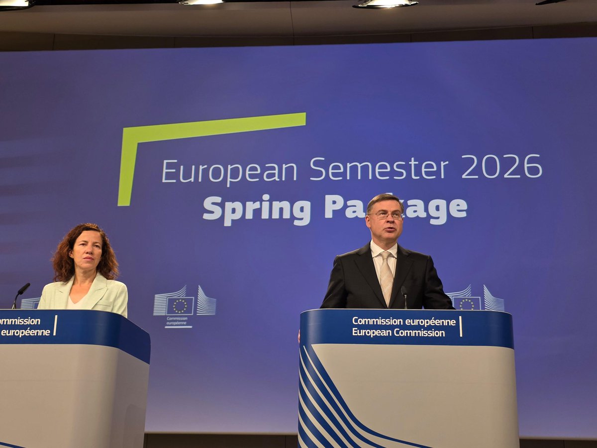 VDombrovskis's tweet photo. Competitiveness and fiscal sustainability go hand in hand.  

Both are essential to secure Europe's prosperity, resilience, and sovereignty. 

Today’s #EuropeanSemester Spring Package sets a clear path forward.   

My remarks ➡️ https://t.co/79f8wRVX9h https://t.co/SoeZTpBgng