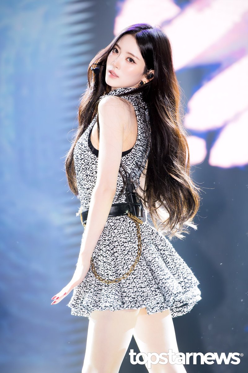anna_usachan's tweet photo. #ANNA [📰NEWS]

MEOVV ANNA, REPRESENTATIVE VISUAL OF 5TH GENERATION GIRL GROUPS
🔗https://t.co/HEC7vmwsn7 https://t.co/vUWi9kBmjq