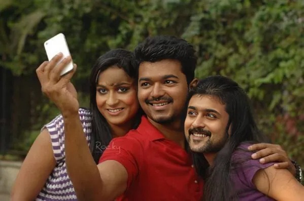 itz_Tylerhere's tweet photo. Meanwhilwe suriya in thuppakki 🥵 . https://t.co/DcmOhRYetg