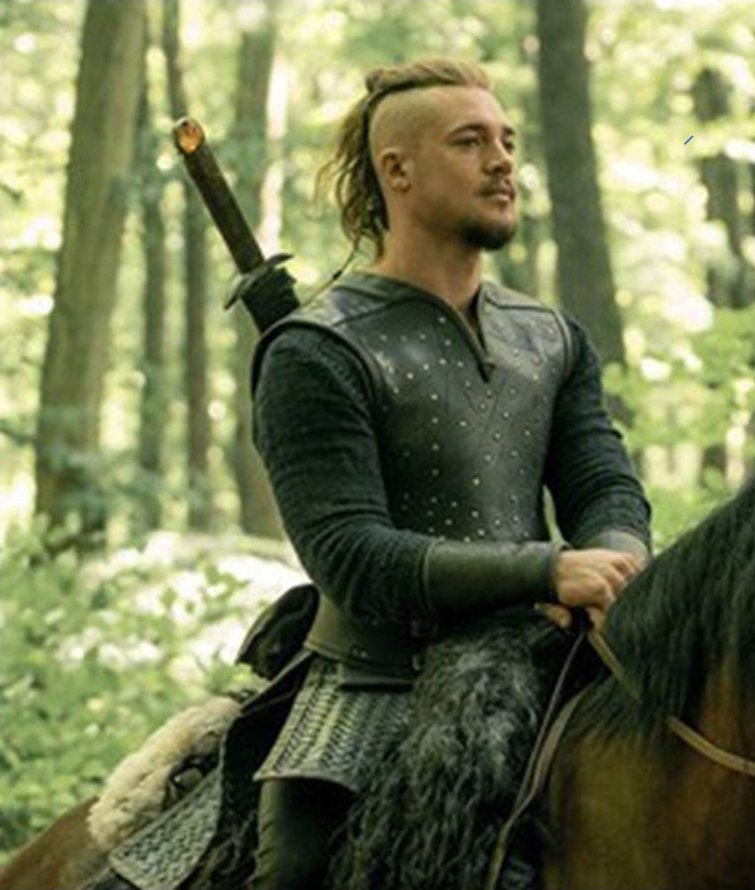 QueenofTr3s's tweet photo. @Saruhhhhhhhh__ Uhtred of Bebbanburg 🤣 azz hair https://t.co/4JU84gqXud
