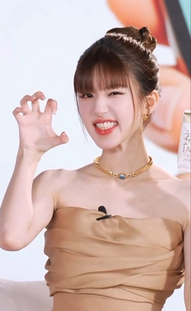 youniebear's tweet photo. RAWR BABY TIGER 🐯

#ZhaoLusixFreemore https://t.co/yTasRJdk2n