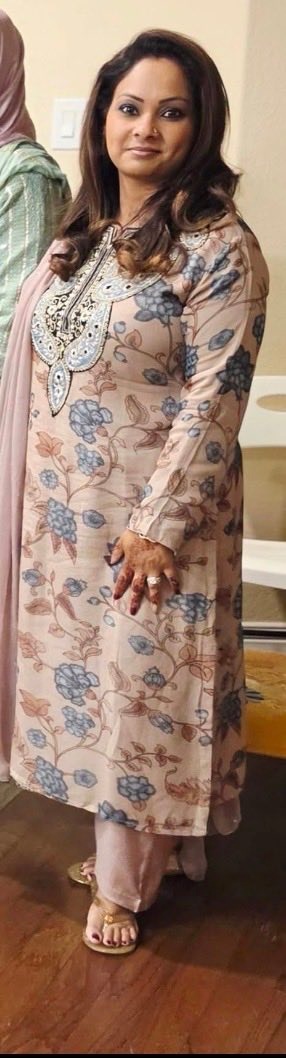 sameena998's tweet photo. More pic of M Aunt dusky face bigg boobs sexy figure want to fuck her every day and night https://t.co/kX91BMtC67