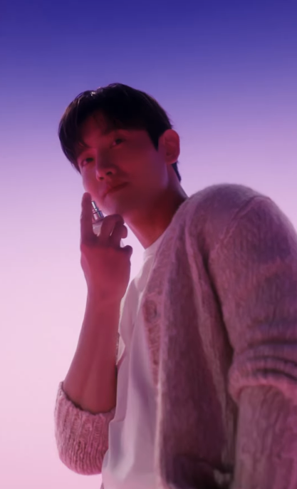 Kkorepo's tweet photo. 「#東方神起」、ブラック＆ホワイトで対照的な魅力…イメージムービーとフォトギャラリー公開（動画あり） 
🔗https://t.co/NDxGmBlLGa https://t.co/SEIKtQ5eTT