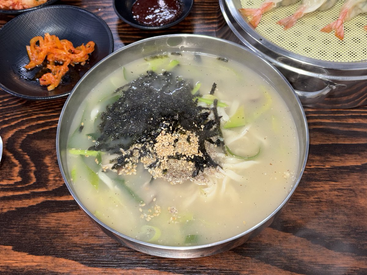 warmbreak's tweet photo. 섹시한 새우만두 https://t.co/WfMQms7nXo