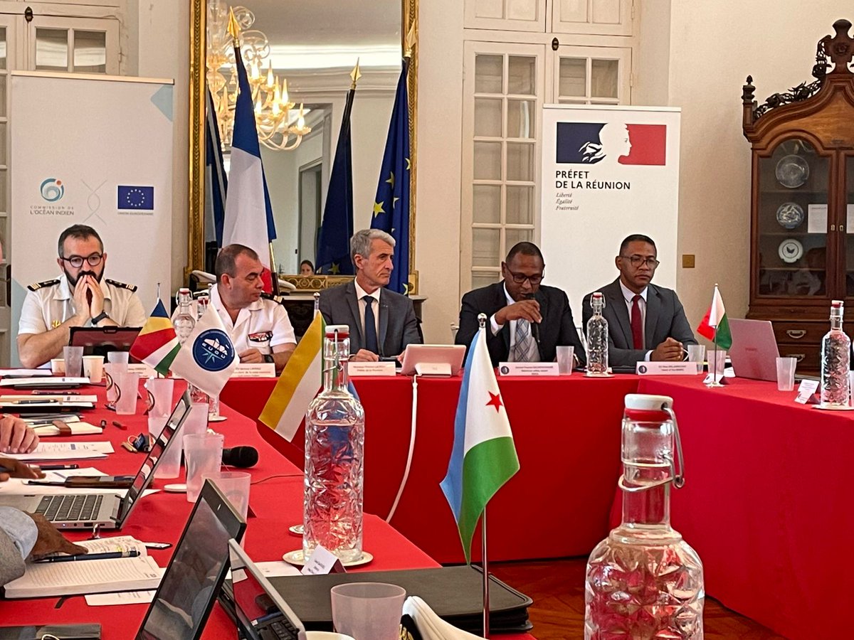 OfficialKCGS's tweet photo. KCGS is participating in the Regional Seminar of Maritime Information Fusion and Joint Operations Centres in Saint-Denis, La Réunion. The seminar brings together national maritime centres and focal points from across the Western Indian Ocean to strengthen information sharing, enhance coordination, and foster collective responses to maritime security challenges facing the region.
The engagement contributes to improved maritime domain awareness, strengthened regional cooperation, and more effective responses to transnational threats, promoting a safer and more secure maritime environment for all.