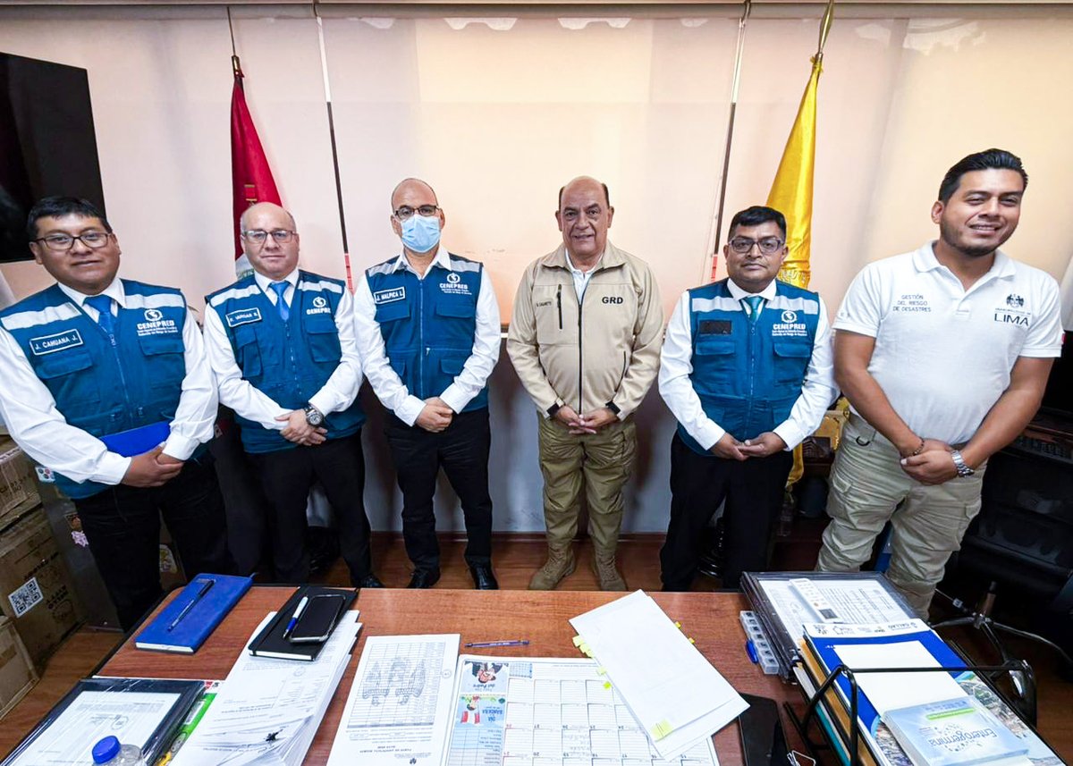 CENEPRED's tweet photo. #NotaDePrensa | #Cenepred y la @MuniLima se reunieron para articular acciones para el lanzamiento de la ENAGERD 2026. La participación de la MML resulta estratégica por ámbito de intervención en 42 distritos.

👉https://t.co/CQXS1XKdyi https://t.co/DNpkqvrIE7
