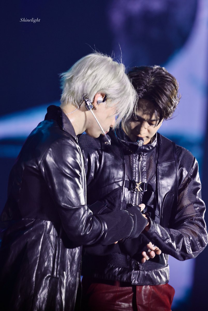 shininglight525's tweet photo. 290526 
The Trilogy I - 2026 SHINee WORLD VIII : [THE INVERT] Day1 
-
🐿️🐥
-
#태민 #TAEMIN #민호 #MINHO
#2026샤이니월드VIII #THE_INVERT
#2026_SHINeeWORLD_VIII_THE_INVERT https://t.co/ruJjojX4Mb