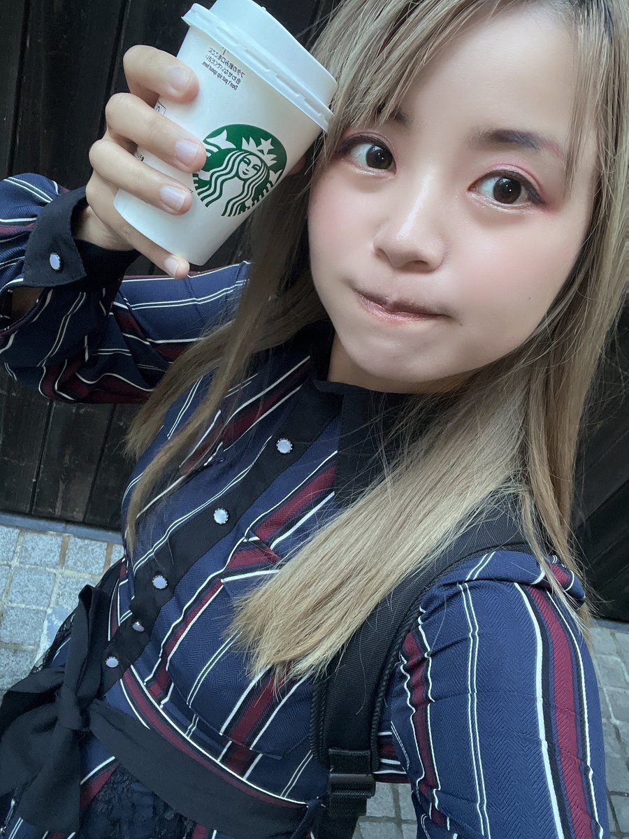 akitknn's tweet photo. 楽しかったぁぁぁ
たのしすぎて、、、
いっちーとの写真撮り忘れたぁぁぁー https://t.co/MGjhNizEQu