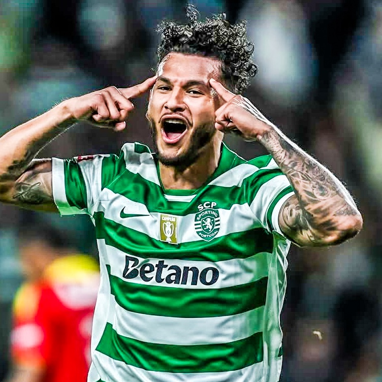 footballmixer's tweet photo. Luís Suárez has reached an agreement on personal terms with Fenerbahçe! 🇹🇷💛💙

The Sporting CP striker is backed by presidential candidate Hakan Safi. However, the move depends on the upcoming club election results and the final fee agreement. ⏳🇵🇹

@FabrizioRomano https://t.co/ypFLvPg24L