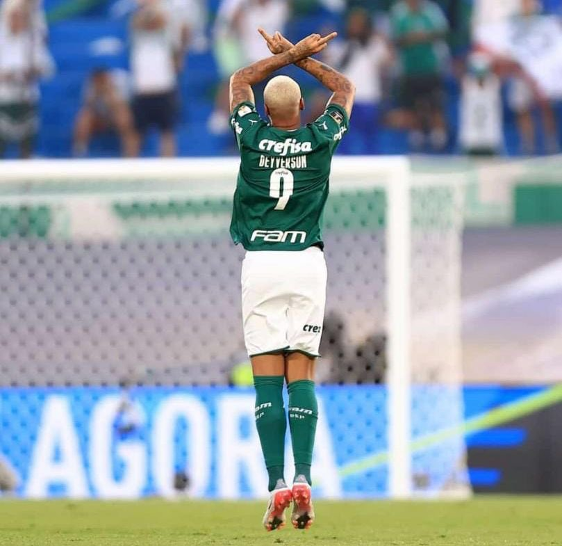 avilaandre's tweet photo. Alguém sabe me dizeer quantos jogos de suspensão foram nesse dia aqui? https://t.co/JkYIzPXaoS