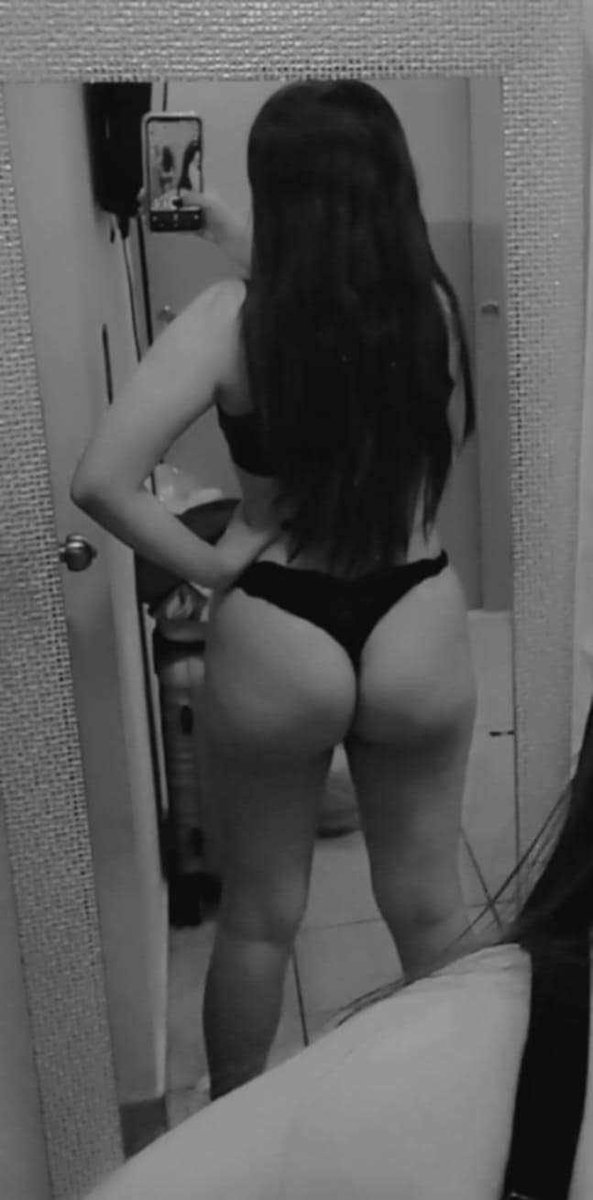 MasterWhiteDom's tweet photo. What do you think of that whore Noemi? She's quite attention-seeking, isn't she?

#Bastard #Whore #Masogirl #Femretard #Submissive https://t.co/L0Bp9nqFrC