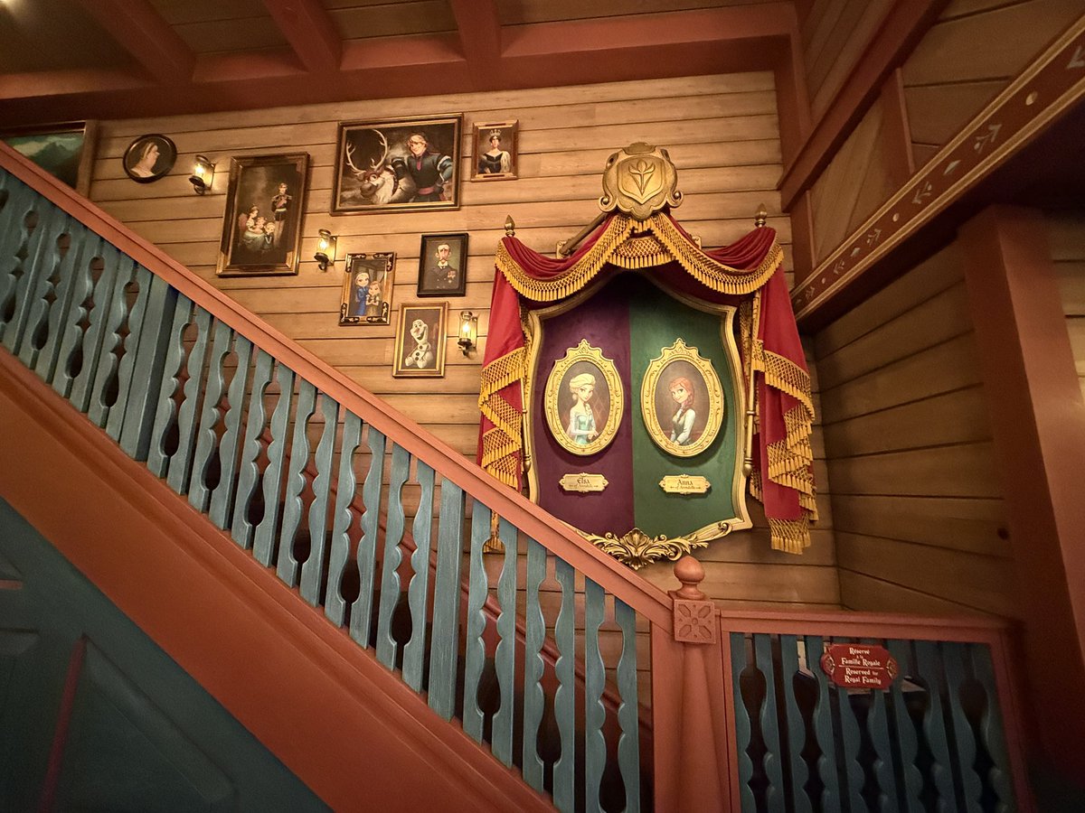 SoCal360's tweet photo. Had lunch at Nordic Crowns Tavern in the new Frozen Land at Disney Adventure World. We got the Salmon Plate, which came with ice cream and a drink, for $27.83. We also got Fish Fritters for $6.96.

The Salmon Plate was actually good! 👍 https://t.co/q23HVjk4yk