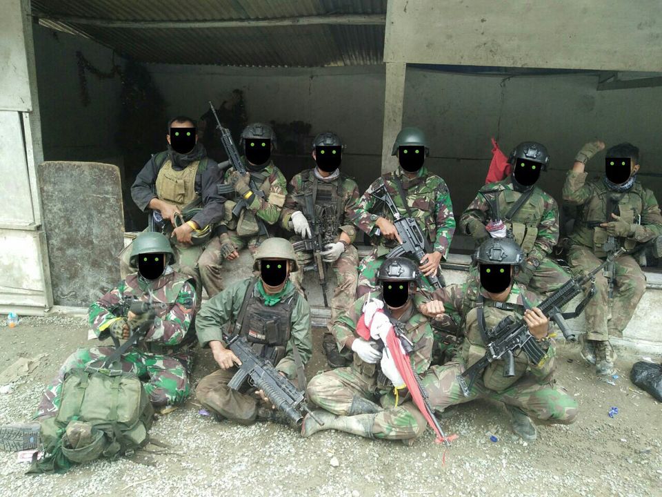 DeltaDagger3's tweet photo. @0bserver4 @Tsar_Rus2206 @DuyOnlylight656 @kingsh0kch3k Those are mech. infantry squads and afaik are not equipped with UBGL. Rifle squads do have one each. https://t.co/THRdlGO5ub