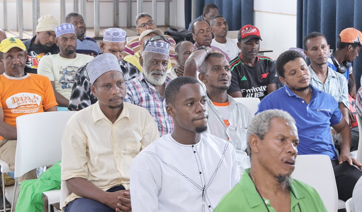KenyanMSP's tweet photo. 👍After detailed presentations and engaging day-long discussions, @LamuCounty community representatives endorsed proposed zones and regulations for the the draft Kenya #marinespatialplan, with suggestions to address outstanding a few issues.  #KenyanMSP #Blueeconomy https://t.co/3b0QFTz1Bc