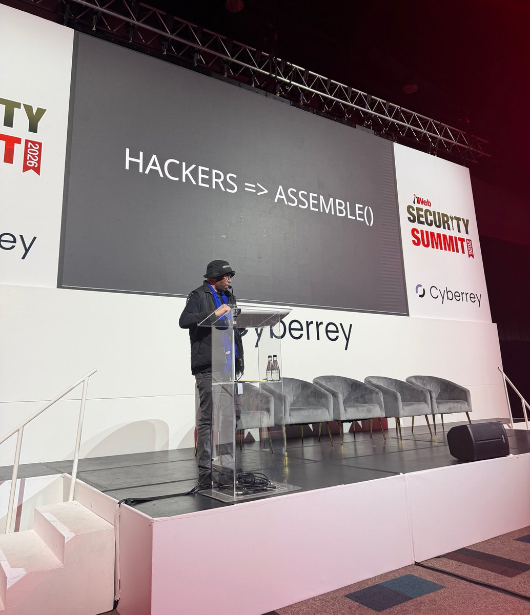 MokoenaDee's tweet photo. When a hacker leaves the command line and enters the room! https://t.co/N3r8IywTEV