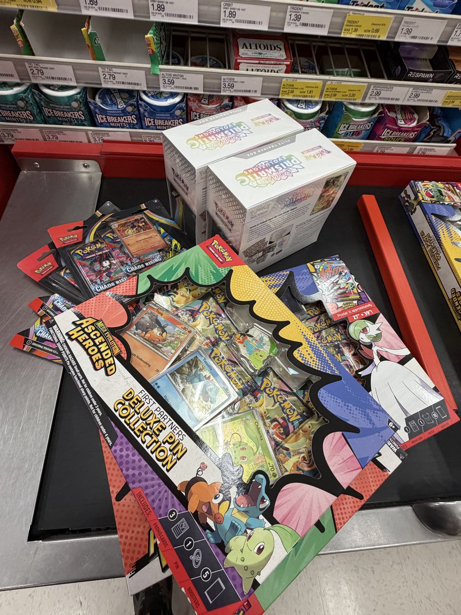 slab_em_up's tweet photo. @cardrestocks 🎯 in-store hit! https://t.co/E3gXeVLNus