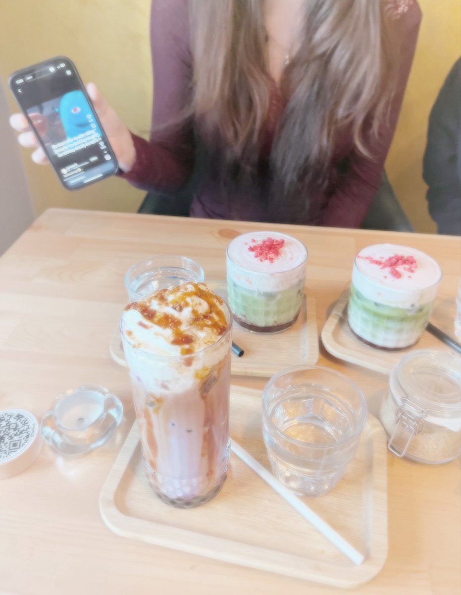 luwucinka's tweet photo. how much protein is in a beautiful afternoon spent with friends https://t.co/UJ2ntQMvu6