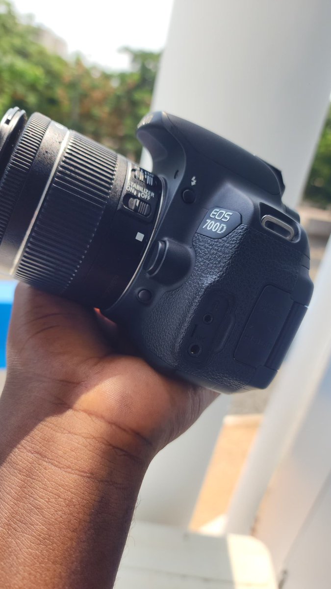 Creativegh28's tweet photo. CANON 700D FOR SALE
1080p Video Format
Comes with with Battery and its Kit Lens 
Body neat and clean 
Strong battery 🔋 
Going for cool 4.5K
Call/WhatsApp 📞 0240130973 https://t.co/M3ELJhnLZH