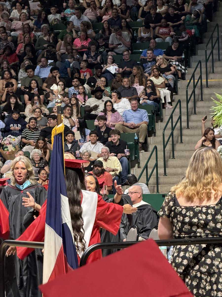NHSTexans's tweet photo. Northwest High School Class of 2026 Graduation!!🎓❤️🤍 #Flagship #NextEpisode #classof2026

https://t.co/NXalztfeN8 https://t.co/WZcYJj2TTh