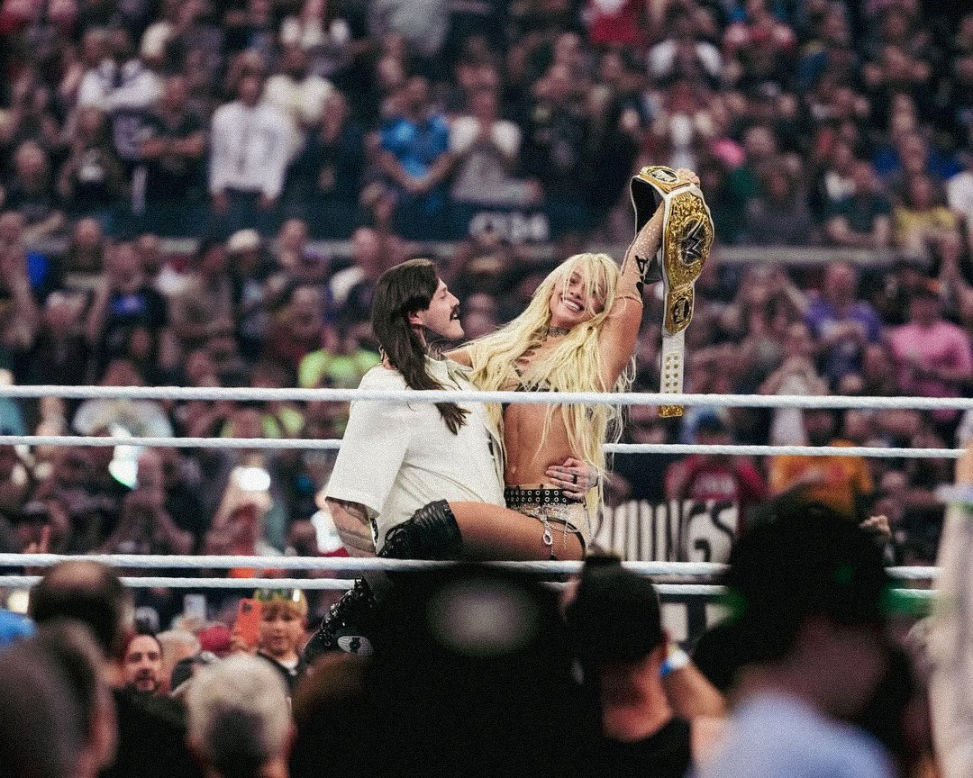 maddiemania_'s tweet photo. LivDom 🤍🖤 https://t.co/VayiWbElSo
