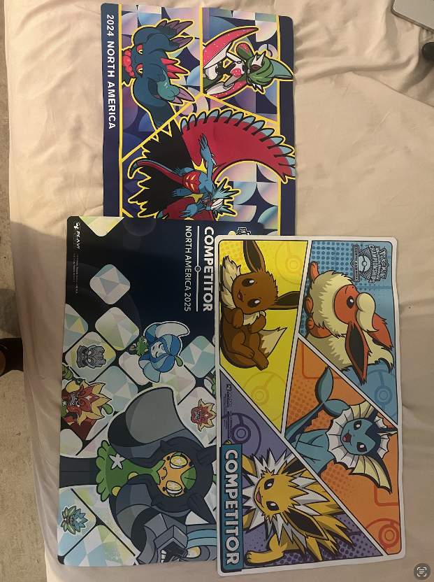 Yonepatchi's tweet photo. Team.
Some unexpected things came up that could potentially impact my ability to go to NAIC.

I'm offloading a few of these items to make sure I'm covered while there! DM if interested, RT to boost~ >:3 https://t.co/rR0rYh6rAb