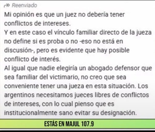 PotusAmarillo's tweet photo. Un reenvío de WhatsApp de vaya a saber quien, es toda la fuente que tienen para hablar de la reunión privada que tuvo el presidente con  Bullrich. Y dicen afirmando: "dijo el presidente que"
Si fuera cierto, yo preguntaría quién esta divulgando a la prensa información.

Por cierto, si queda alguno del gobierno que apoye a Milei y quiere pasarme info que los medios no cuentan, mi DM está abierto. 
Prometo cuidar las fuentes y no publicar capturas de reenvíos de whatsapp, ni de chats. 
Soy más seria que los periodistas "serios".