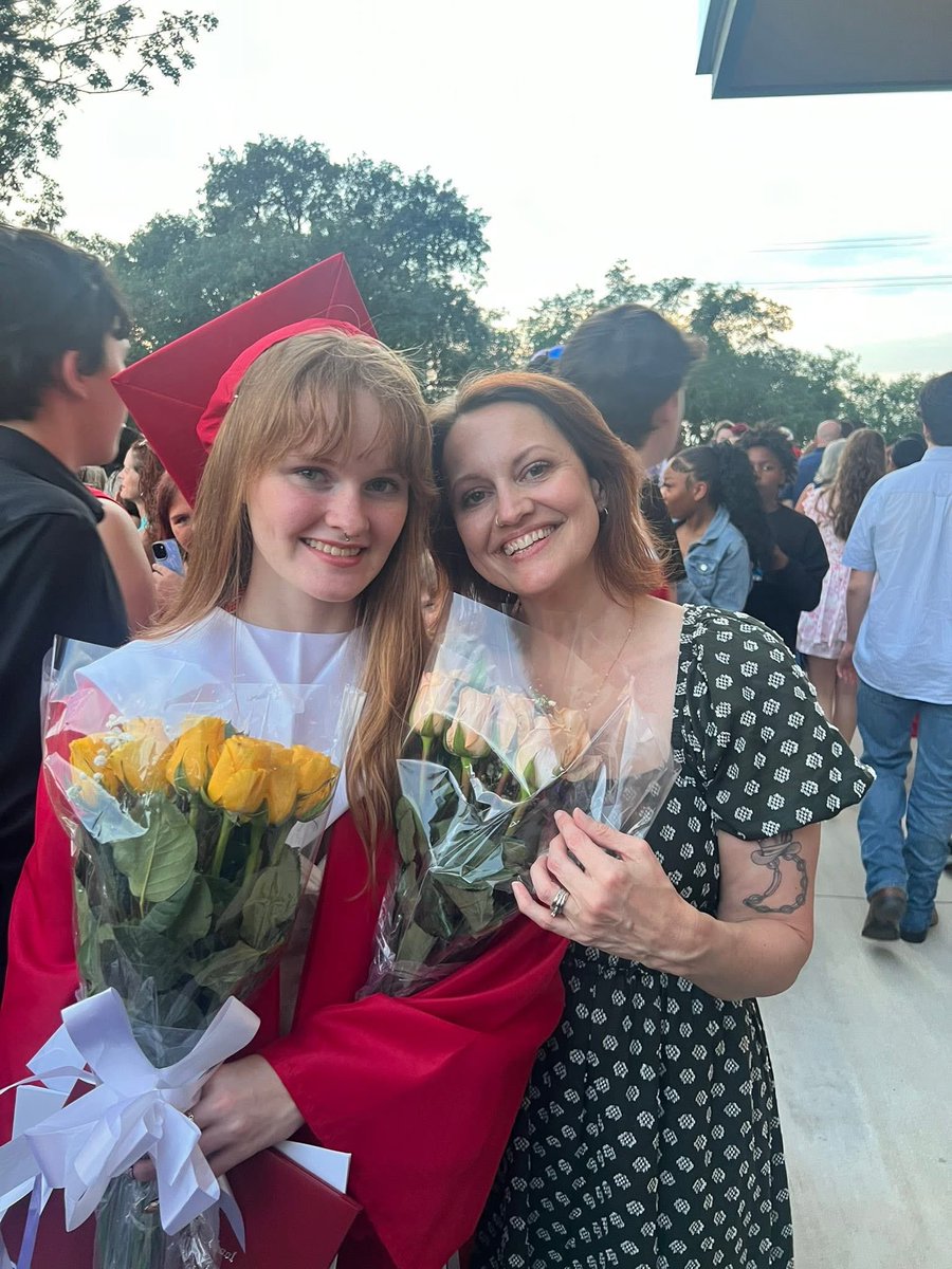 NHSTexans's tweet photo. Northwest High School Class of 2026 Graduation!!🎓❤️🤍 #Flagship #NextEpisode #classof2026

https://t.co/NXalztfeN8 https://t.co/SKe1Em1p9O